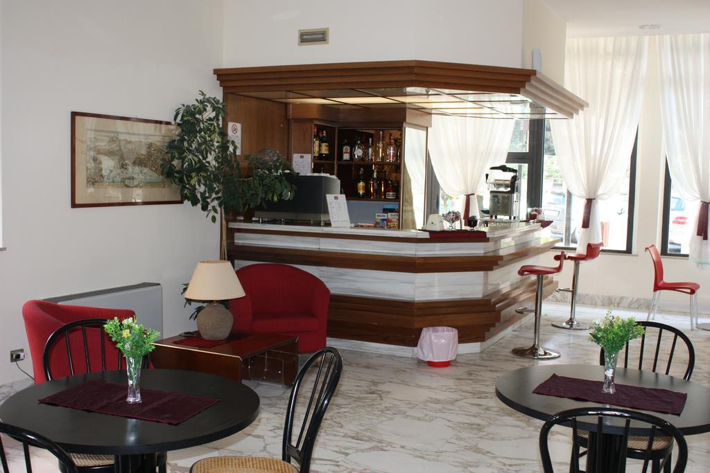 Hotel Mediterraneo Chianciano Terme Exterior photo